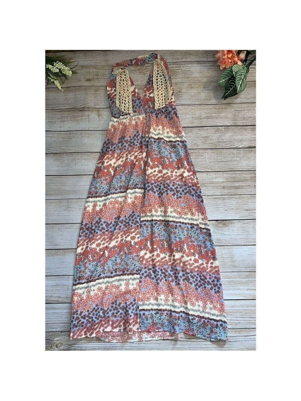 Forever XXI Floral Plunging Maxi Dress (Sm) - Picture 3 of 12